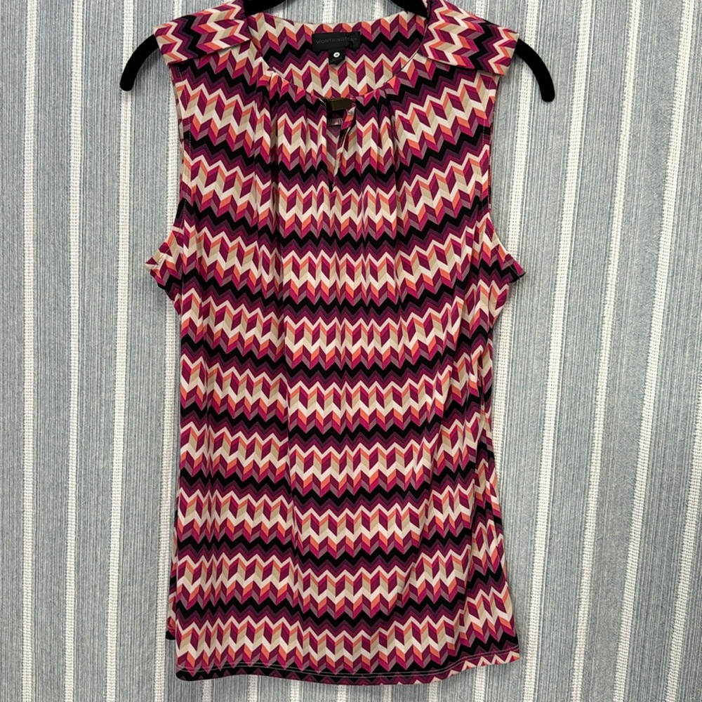 Ladies cap sleeve blouse.